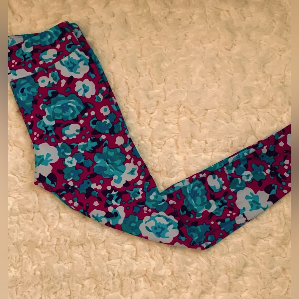 LuLaRoe Leggings • Floral Pattern • Size O/S • EUC